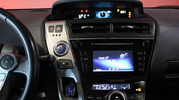 Toyota Prius +