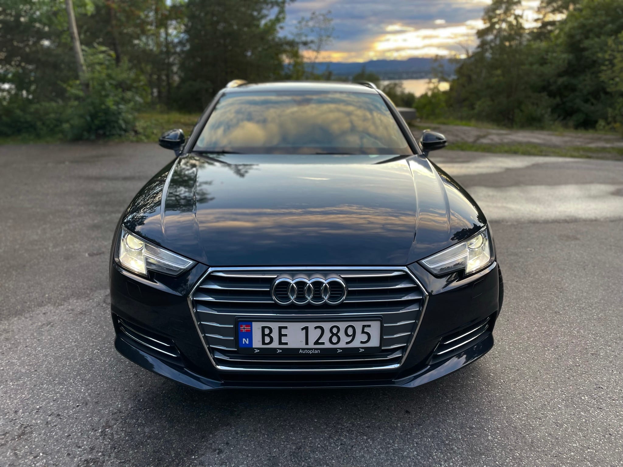 Audi A4 Avant mit Audio-/iPod-Zugang