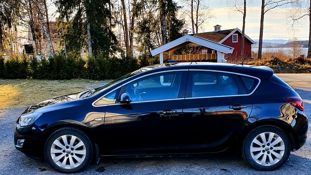 Opel Astra med Vinterdekk