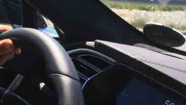 Tesla Model S med Vinterdekk