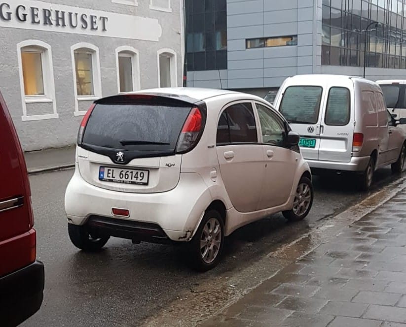 Peugeot iOn, 2015, Electric, automatic