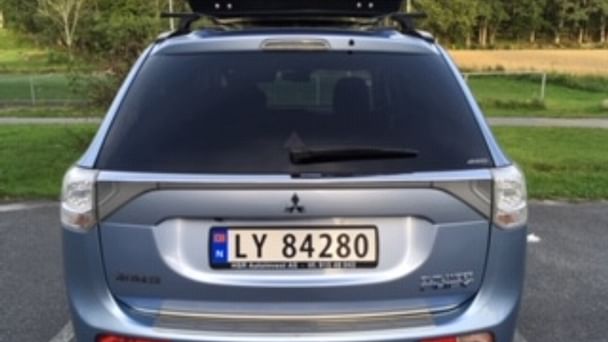 Mitsubishi Outlander med Vinterdekk