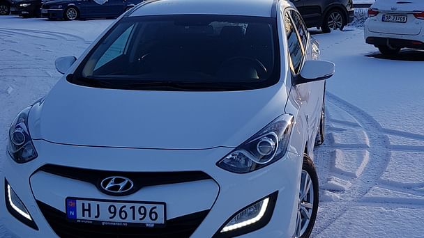 Hyundai i30 CW med Lydinngang