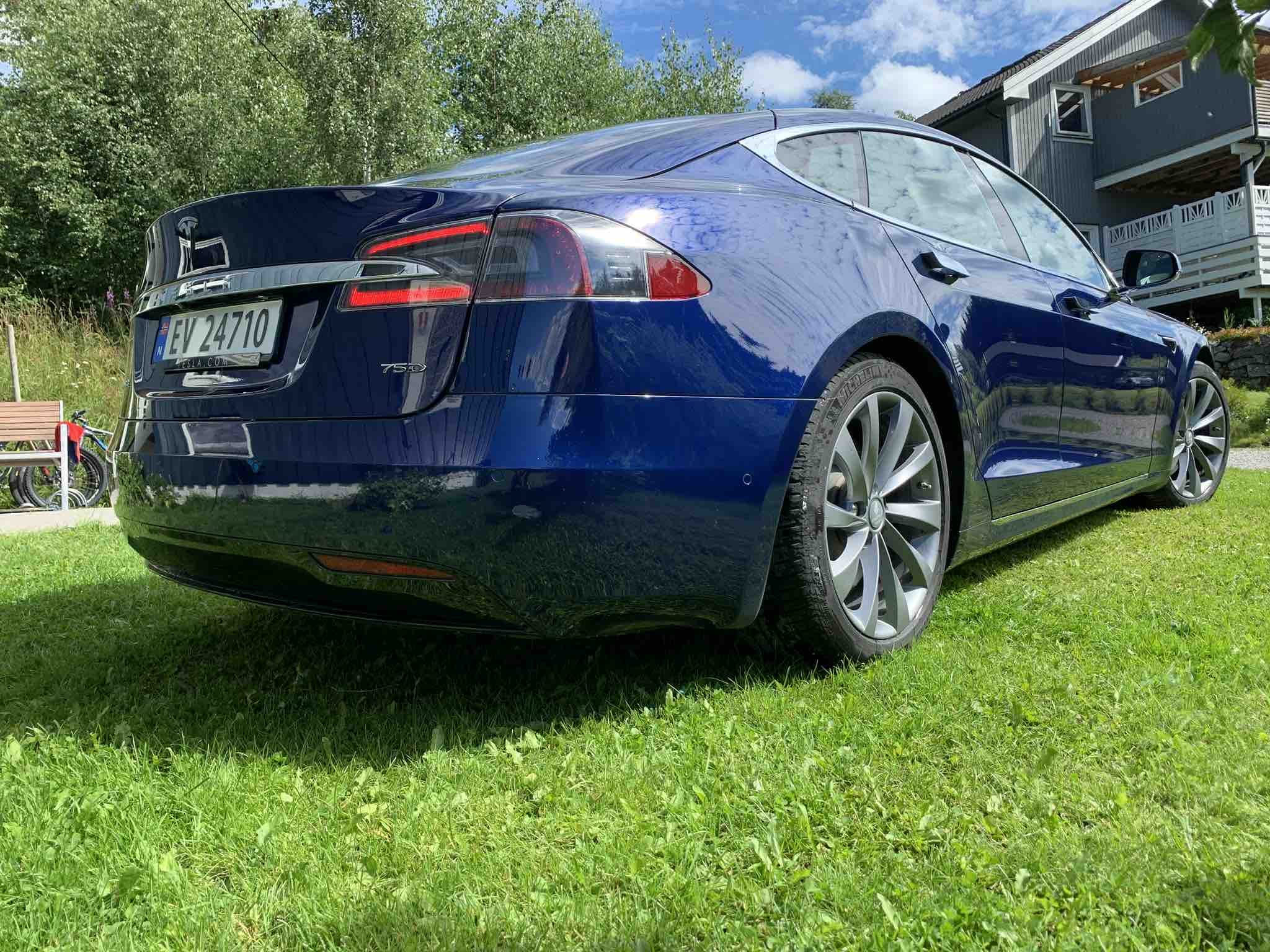 Tesla Model S