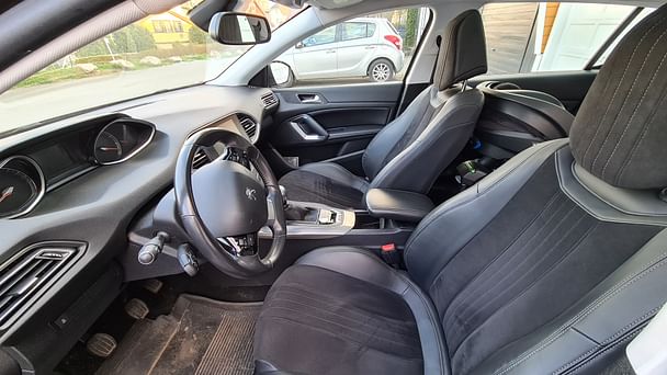 Peugeot 308 med Vinterdekk