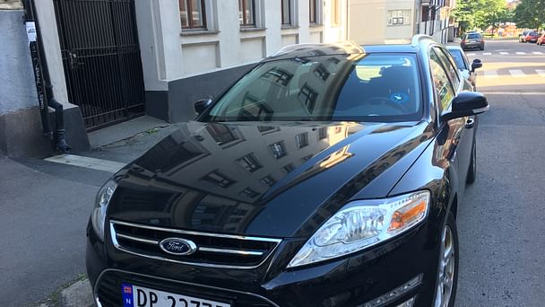 Ford Mondeo SW med Vinterdekk