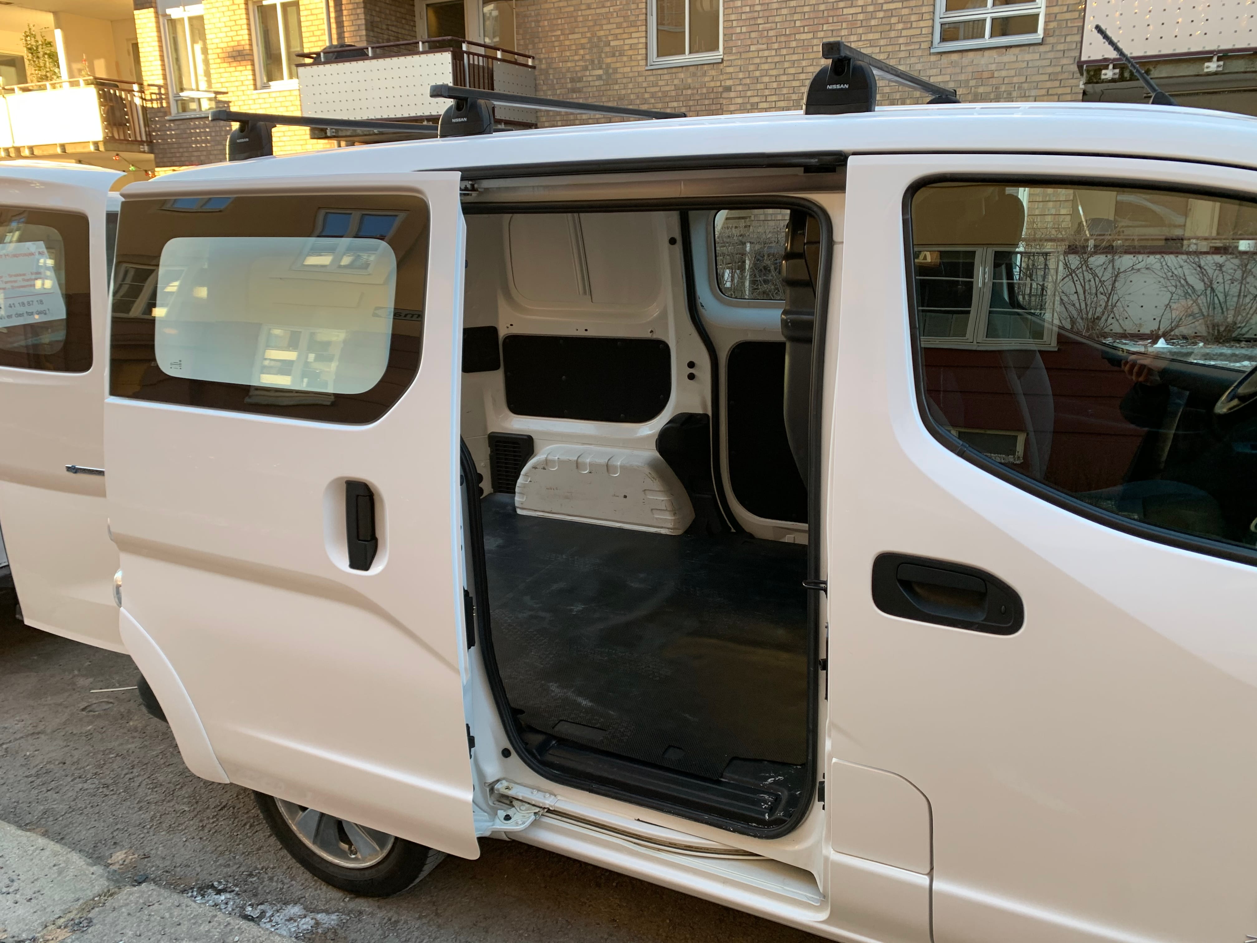 Nissan e-NV200 Varebil 1 med Lydinngang