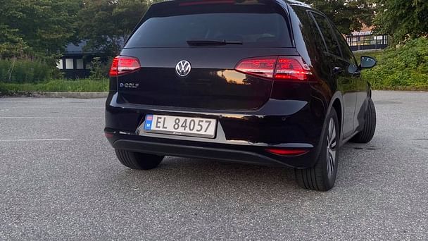 Volkswagen Golf Kombi med Vinterdekk