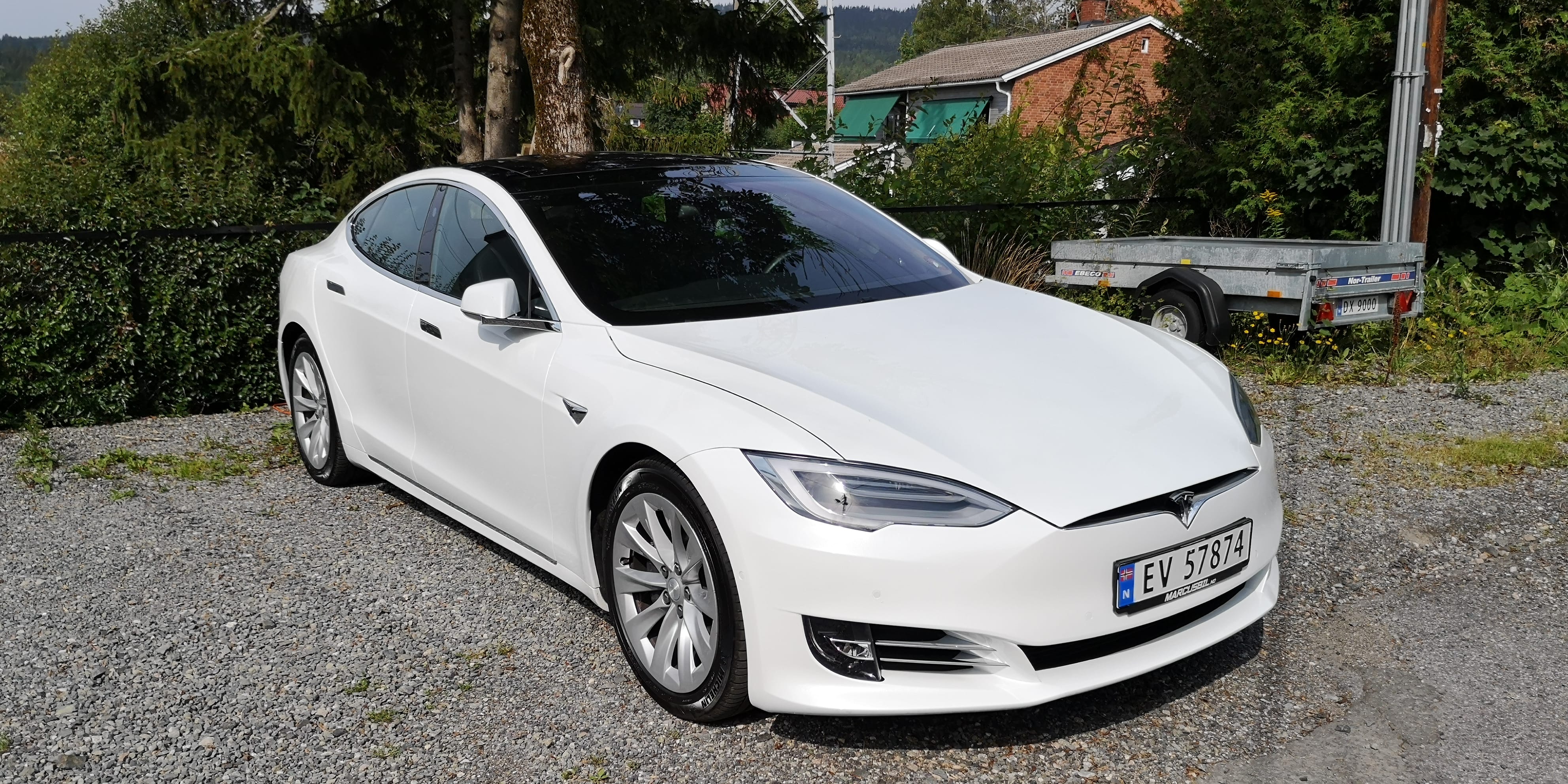 Tesla Model S 100D mit Klimaanlage