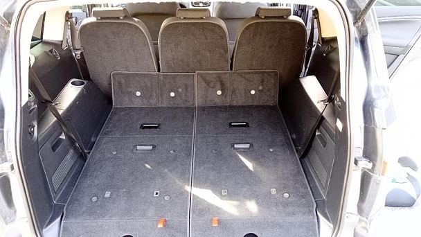 Ford S-Max med Vinterdekk