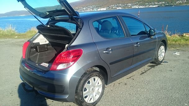 Peugeot 207, 2010, Diesel