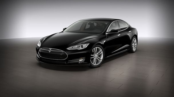 Tesla Model S med Vinterdekk
