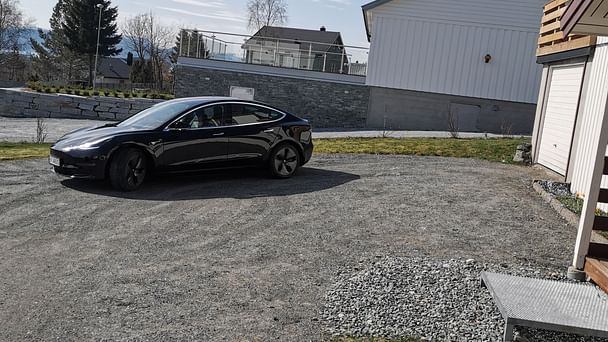 Tesla Model 3 med Vinterdekk