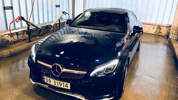 Mercedes CL-Klasse med Lydinngang