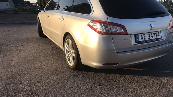 Peugeot 508 RXH med GPS