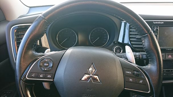 Mitsubishi Outlander med Vinterdekk