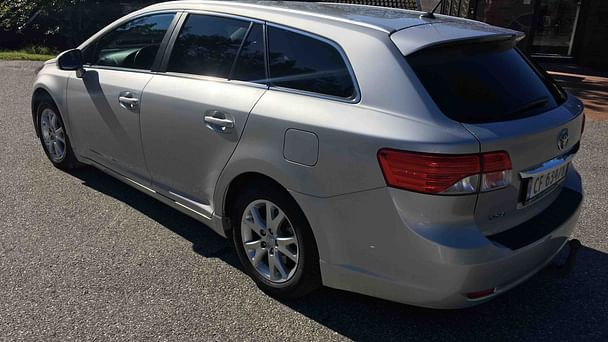 Toyota Avensis Verso