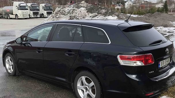Toyota Avensis Verso