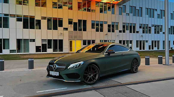 Mercedes C-Klasse Coupé med Vinterdekk