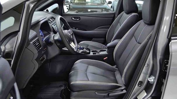 Nissan Leaf med Lydinngang