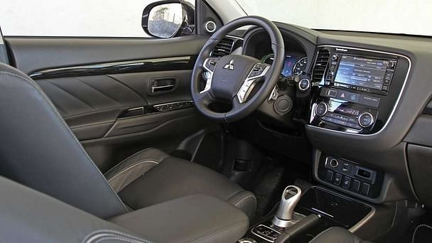 Mitsubishi Outlander, 2015, Blyfri / Elektrisk (hybrid), automatisk