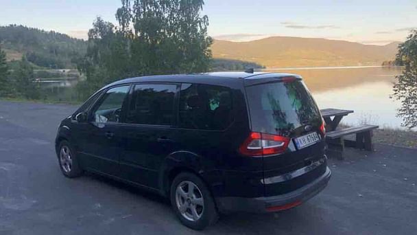 Ford Galaxy med Vinterdekk