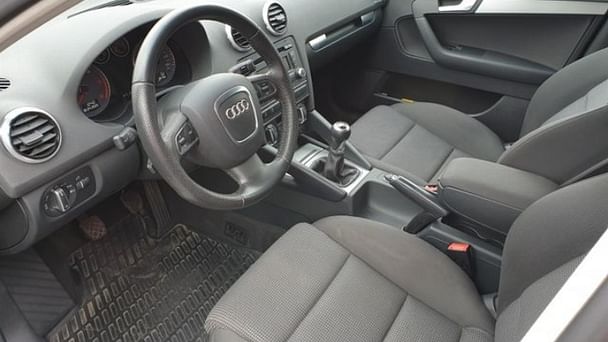 Audi A3 med Lydinngang
