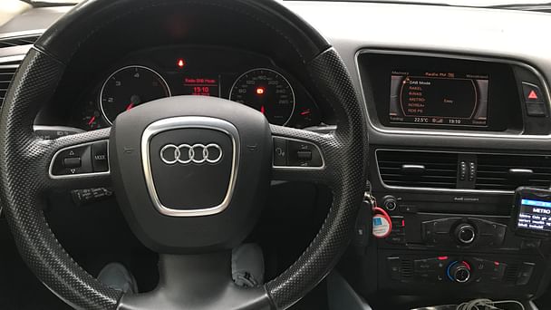 Audi Q5 med Skistativ