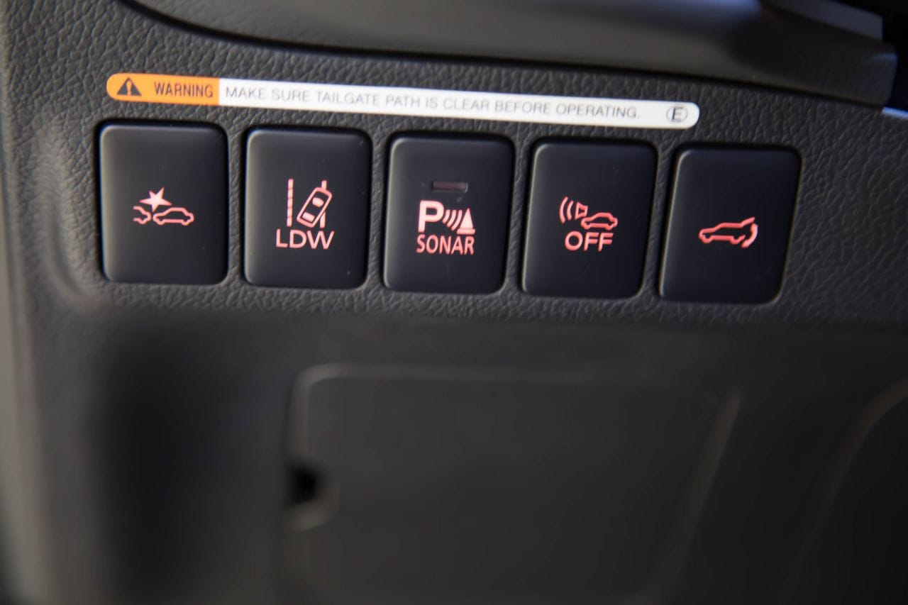 Mitsubishi Outlander PHEV med Lydinngang
