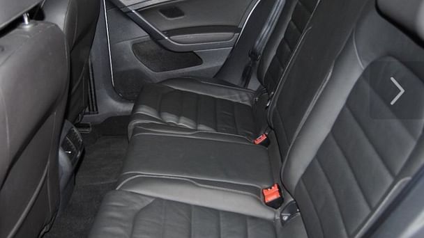 Volkswagen Golf Kombi med Vinterdekk