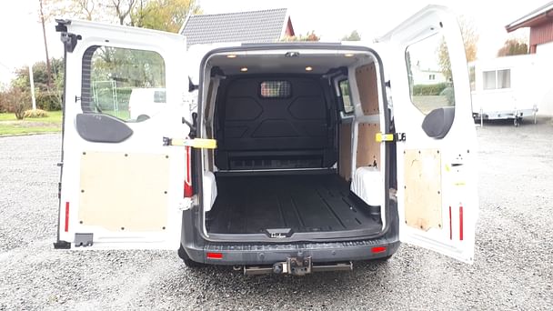 Ford Transit Custom Fourgon med Tilhengerfeste
