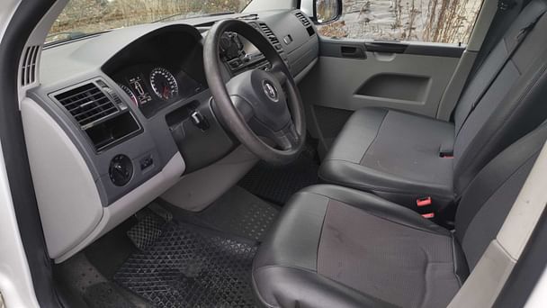 Volkswagen Transporter med Vinterdekk