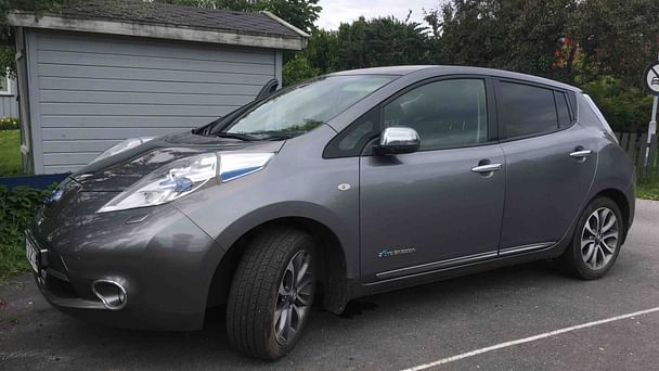 Nissan Leaf med Lydinngang
