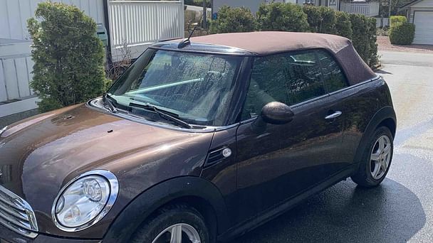 Mini Cooper S Cabrio med Vinterdekk