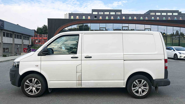 Volkswagen Transporter 2.0 TDI med Vinterdekk