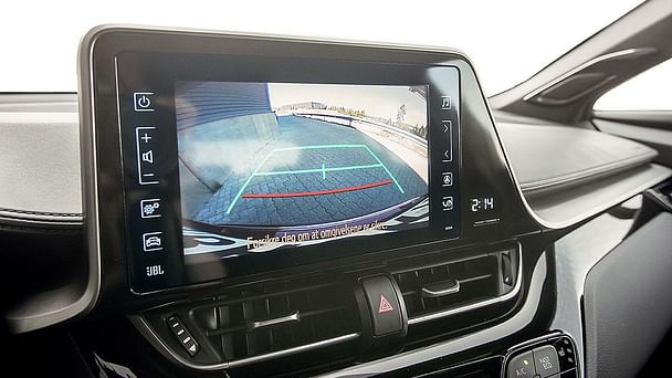Toyota CHR med Vinterdekk