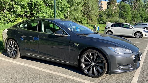 Tesla Model S, 2015, Elektrisk, automatisk