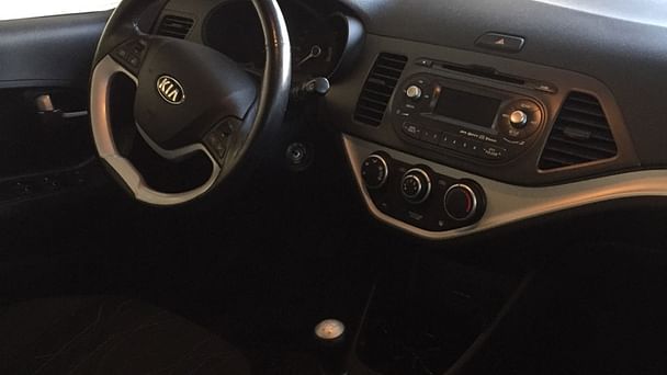 Kia Picanto med Lydinngang