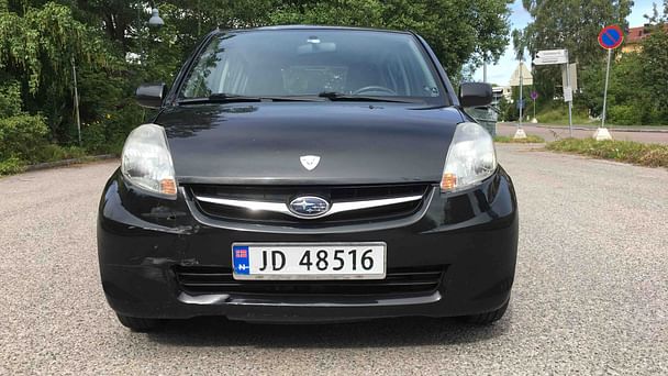 Subaru Justy med Vinterdekk