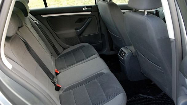 Volkswagen Golf Kombi med Skistativ