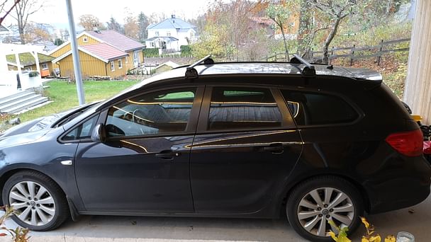 Opel Astra Sports Tourer med Tilhengerfeste