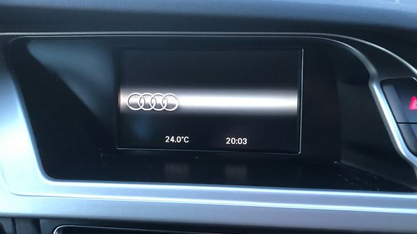 Audi A4 Avant med Skistativ