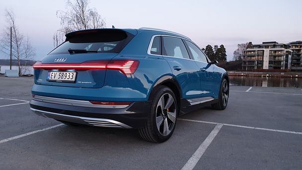 Audi e-tron, 2019, Elektrisk, automatisk