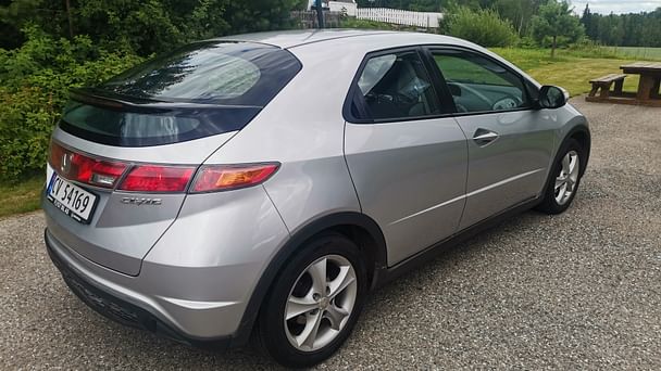 Honda Civic med Vinterdekk