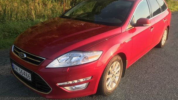 Ford Mondeo SW med Vinterdekk