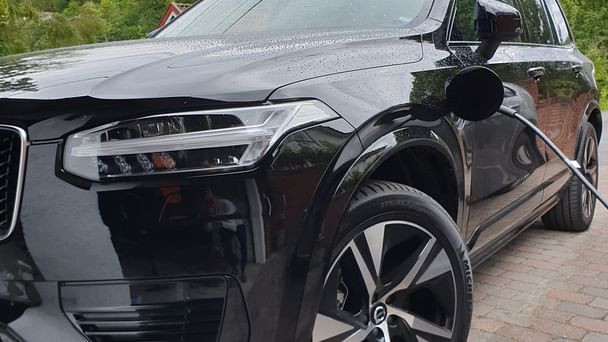 Volvo XC90 T8 R-design, 2019, Blyfri / Elektrisk (hybrid), automatisk, 7 seter
