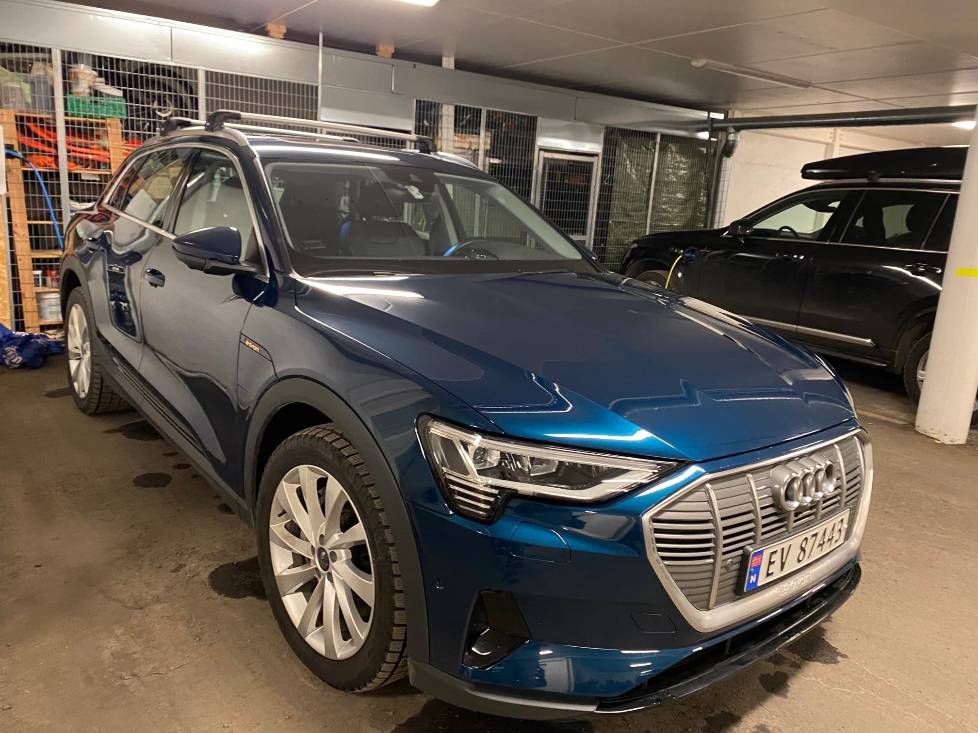 Audi e-tron med Vinterdekk