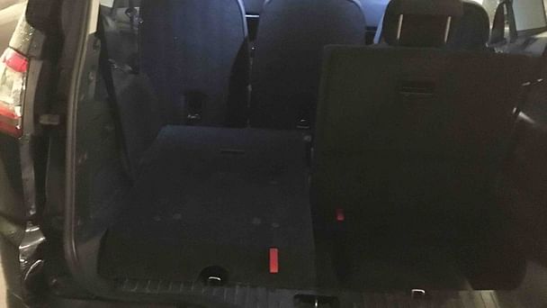 Ford S-Max med Skistativ