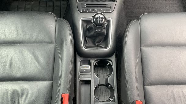Volkswagen Tiguan med Lydinngang