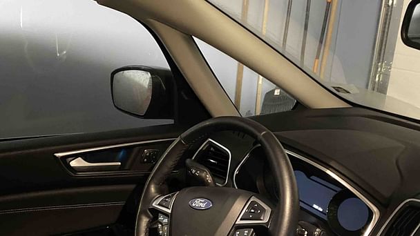 Ford S-Max med Vinterdekk